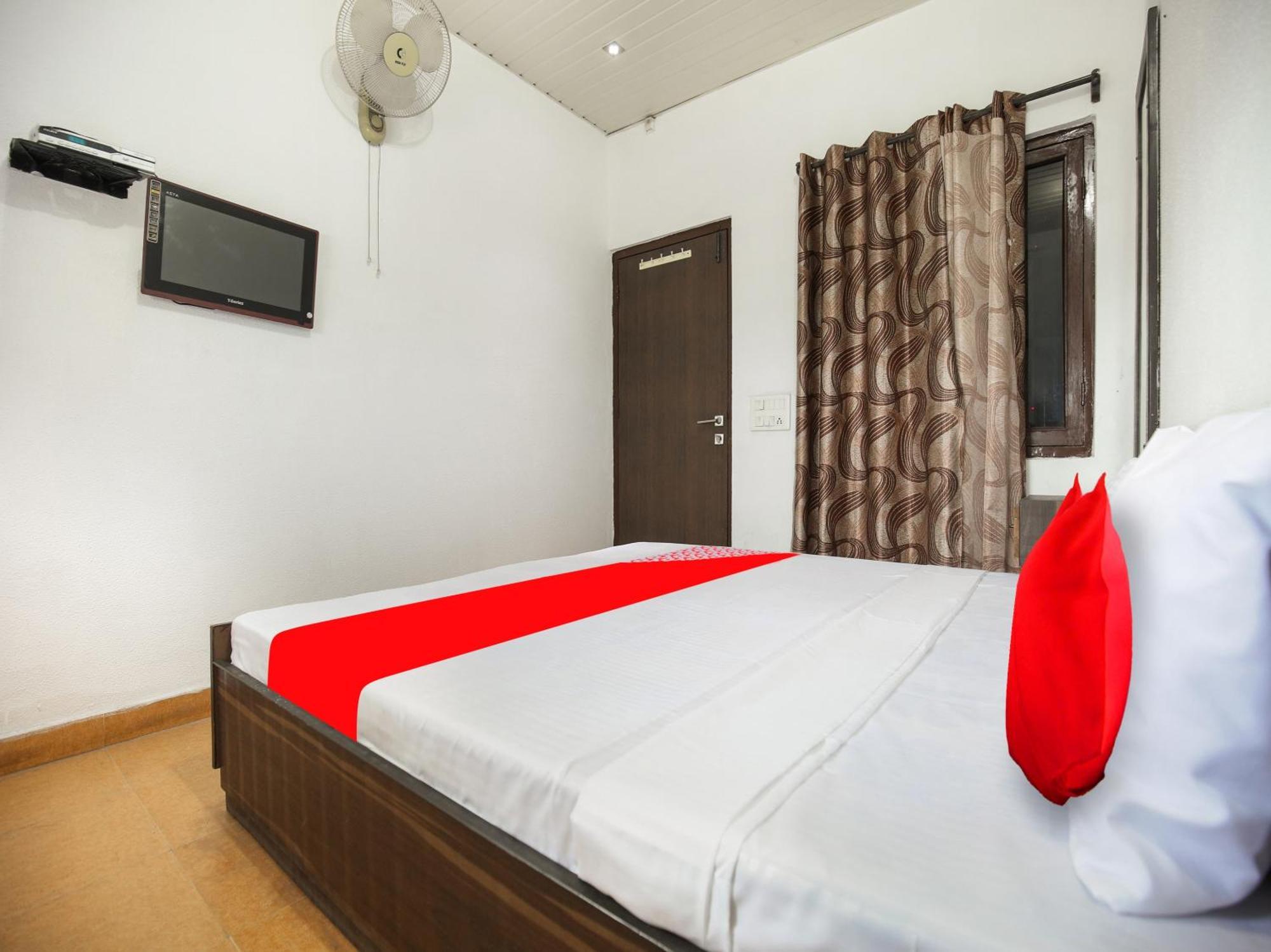 Oyo Flagship Hotel Le Aley Regency Лудхиана Экстерьер фото