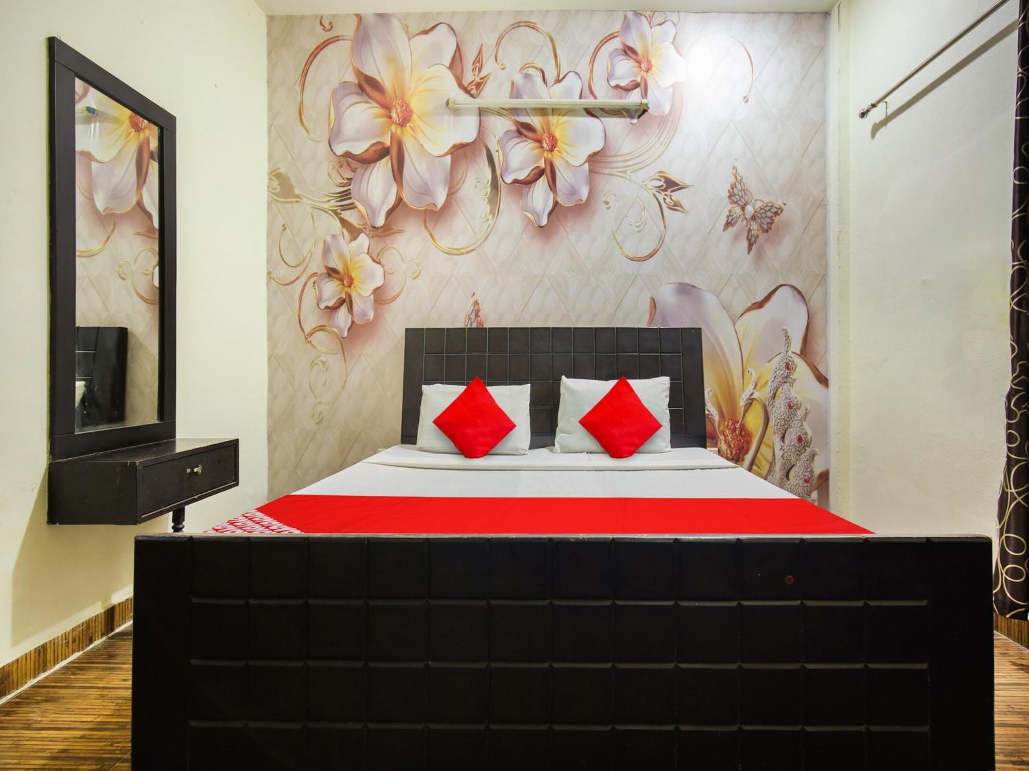 Oyo Flagship Hotel Le Aley Regency Лудхиана Экстерьер фото